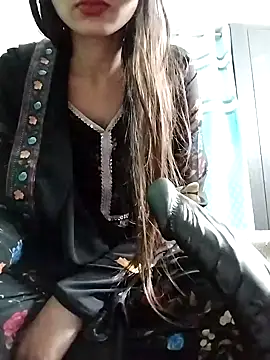 Snapshot of Noor_Darliing chatting on 01.28.25 Noor Darliing online show from 01.28.25