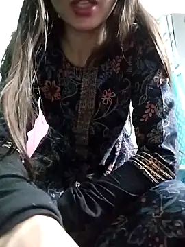 Snapshot of Noor_Darliing chatting on 03.09.25 Noor Darliing online show from 03.09.25