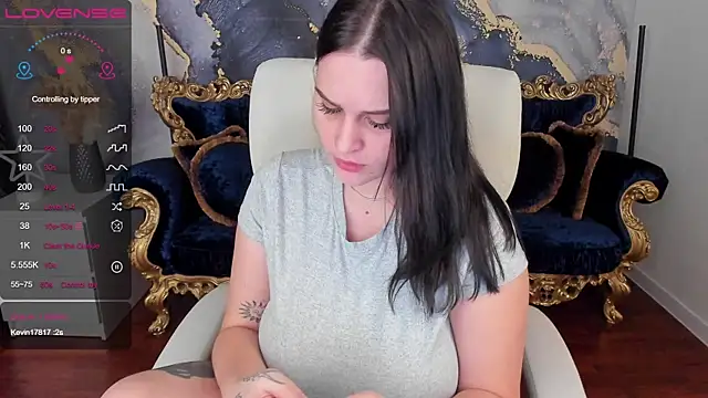 Snapshot of JeysyPotter chatting on 12.02.24 JeysyPotter online show from 12.02.24