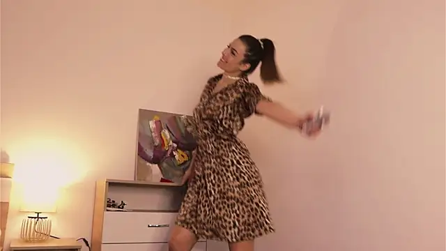 Snapshot of Misslullu chatting on 03.19.25 Misslullu online show from 03.19.25