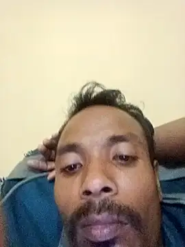 Snapshot of Lent_Medium chatting on 10.18.25 Lent Medium online show from 10.18.25