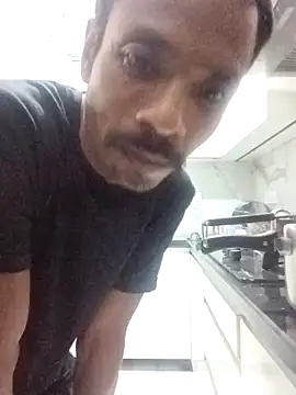 Snapshot of Lent_Medium chatting on 10.27.25 Lent Medium online show from 10.27.25