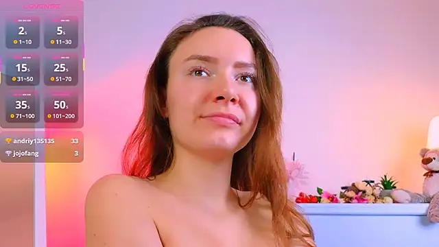 Snapshot of ___Emily___ chatting on 03.17.25 Emily online show from 03.17.25