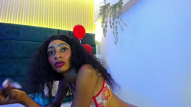 Snapshot of AntonellaaHot chatting on 02.22.25 AntonellaaHot online show from 02.22.25