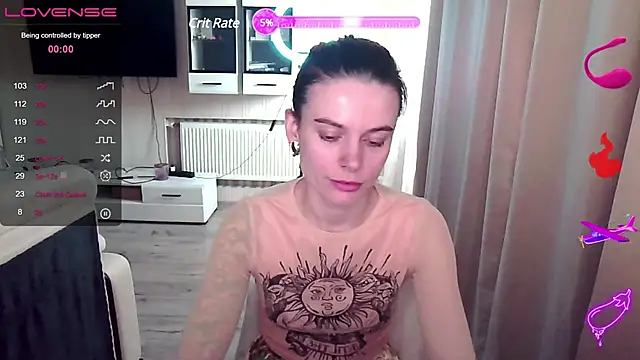 Snapshot of RinaDevil chatting on 02.17.25 RinaDevil online show from 02.17.25