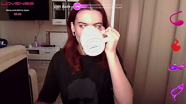 Snapshot of RinaDevil chatting on 09.27.25 RinaDevil online show from 09.27.25