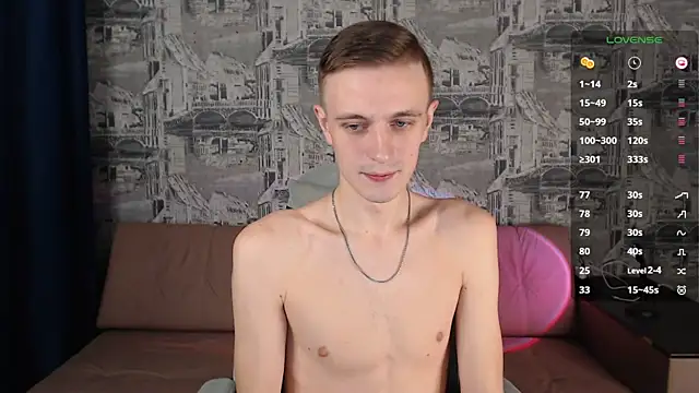 Snapshot of Oliver_Fresh chatting on 12.28.24 Oliver Fresh online show from 12.28.24