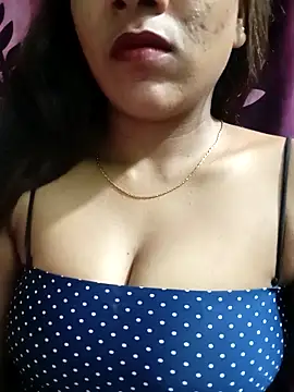 Snapshot of ANGEL_QUEEN09 chatting on 03.11.25 ANGEL QUEEN09 online show from 03.11.25