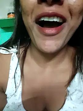 Snapshot of ANGEL_QUEEN09 chatting on 09.15.25 ANGEL QUEEN09 online show from 09.15.25