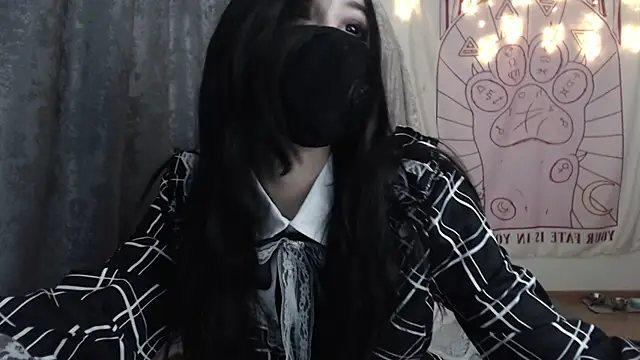 Snapshot of Holy420lolii chatting on 02.14.25 Holy420lolii online show from 02.14.25