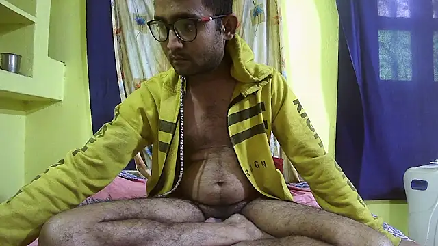 Snapshot of Cute_boy2000 chatting on 01.12.25 Cute boy2000 online show from 01.12.25