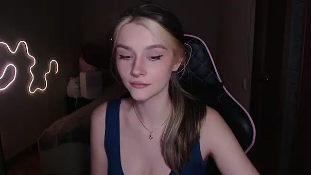 Snapshot of jeann_elsaa chatting on 01.22.25 jeann elsaa online show from 01.22.25