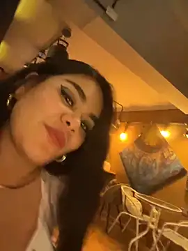 Snapshot of Insane_Issa chatting on 12.08.24 Insane Issa online show from 12.08.24