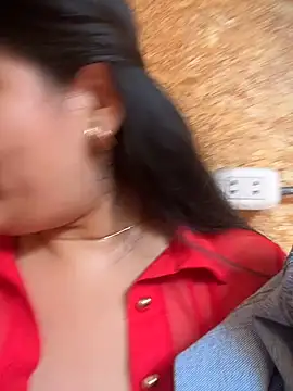 Snapshot of Insane_Issa chatting on 12.18.24 Insane Issa online show from 12.18.24