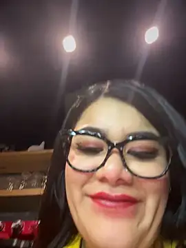 Snapshot of Insane_Issa chatting on 02.02.25 Insane Issa online show from 02.02.25