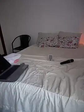 Snapshot of Insane_Issa chatting on 02.27.25 Insane Issa online show from 02.27.25