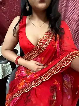 Snapshot of LuscousPussy chatting on 10.02.25 LuscousPussy online show from 10.02.25