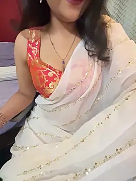 Snapshot of LuscousPussy chatting on 11.04.25 LuscousPussy online show from 11.04.25