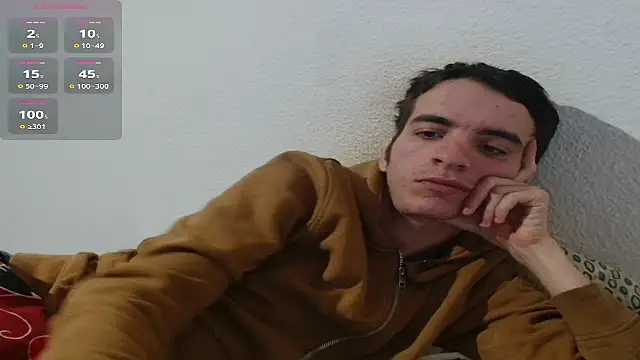 Snapshot of Tombgy07 chatting on 10.15.25 Tombgy07 online show from 10.15.25