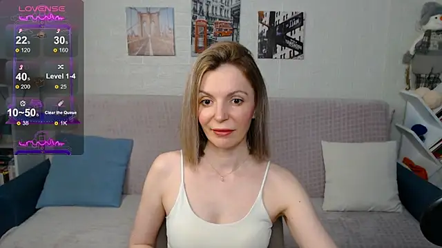 Snapshot of kiramarta chatting on 02.22.25 kiramarta online show from 02.22.25