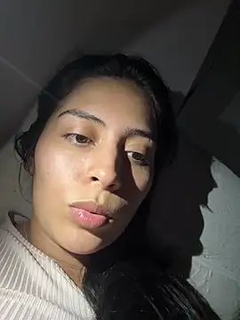 Snapshot of Sophie__Foxxx chatting on 01.22.25 Sophie Foxxx online show from 01.22.25