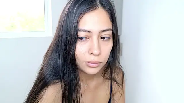 Snapshot of Sophie__Foxxx chatting on 02.08.25 Sophie Foxxx online show from 02.08.25