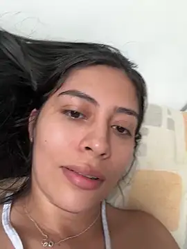 Snapshot of Sophie__Foxxx chatting on 02.10.25 Sophie Foxxx online show from 02.10.25