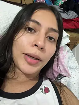 Snapshot of Sophie__Foxxx chatting on 02.28.25 Sophie Foxxx online show from 02.28.25