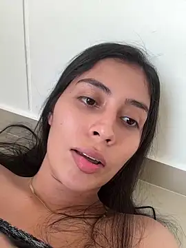 Snapshot of Sophie__Foxxx chatting on 03.19.25 Sophie Foxxx online show from 03.19.25