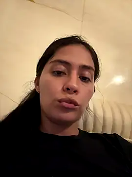 Snapshot of Sophie__Foxxx chatting on 09.15.25 Sophie Foxxx online show from 09.15.25