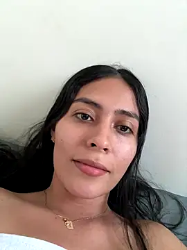 Snapshot of Sophie__Foxxx chatting on 09.23.25 Sophie Foxxx online show from 09.23.25