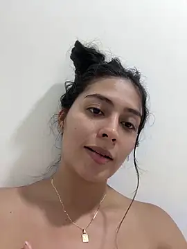 Snapshot of Sophie__Foxxx chatting on 10.03.25 Sophie Foxxx online show from 10.03.25