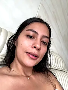 Snapshot of Sophie__Foxxx chatting on 10.03.25 Sophie Foxxx online show from 10.03.25