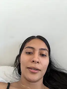 Snapshot of Sophie__Foxxx chatting on 10.05.25 Sophie Foxxx online show from 10.05.25