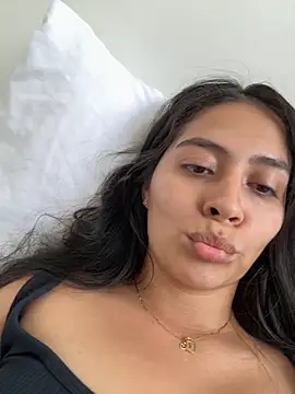 Snapshot of Sophie__Foxxx chatting on 10.07.25 Sophie Foxxx online show from 10.07.25
