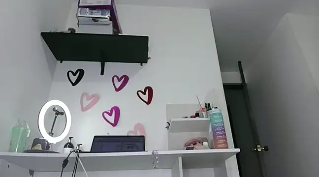 Snapshot of ari_sexy1 chatting on 12.26.24 ari sexy1 online show from 12.26.24