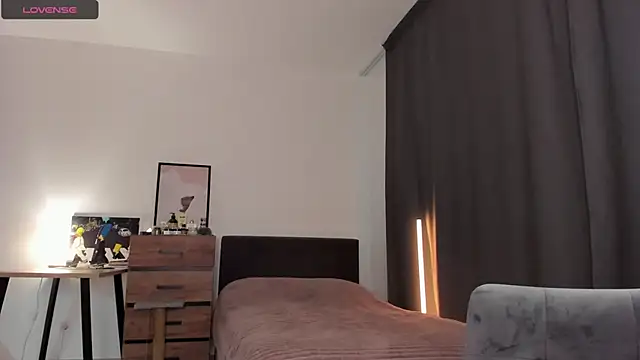 Alice Dias online show from 02.11.25