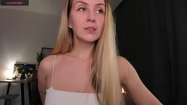 Alice Dias online show from 02.28.25