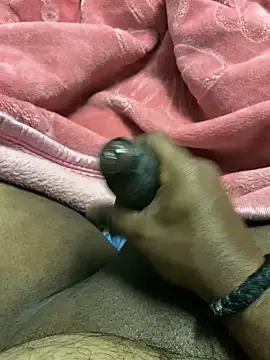 Snapshot of Honeydick7 chatting on 02.02.25 Honeydick7 online show from 02.02.25