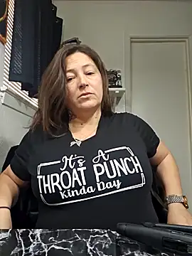 Snapshot of angelbaby1998 chatting on 12.02.24 angelbaby1998 online show from 12.02.24