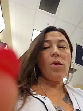 Snapshot of angelbaby1998 chatting on 12.16.24 angelbaby1998 online show from 12.16.24