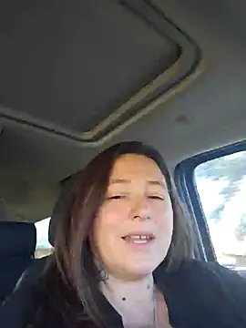 Snapshot of angelbaby1998 chatting on 12.20.24 angelbaby1998 online show from 12.20.24