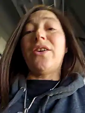 Snapshot of angelbaby1998 chatting on 01.12.25 angelbaby1998 online show from 01.12.25