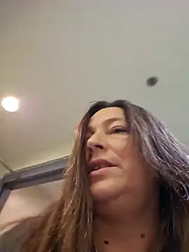 Snapshot of angelbaby1998 chatting on 01.23.25 angelbaby1998 online show from 01.23.25