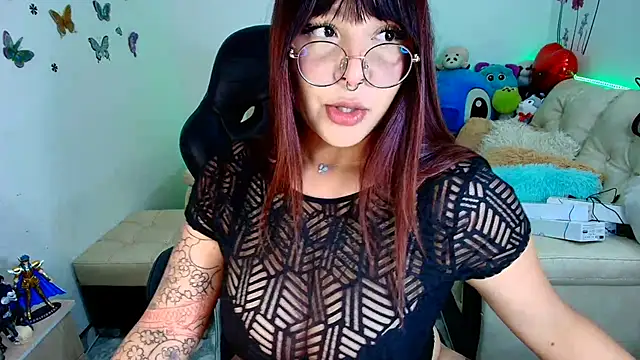 Snapshot of SweetIsabella_x chatting on 03.13.25 SweetIsabella x online show from 03.13.25