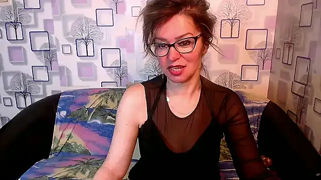 Snapshot of milfsexy chatting on 03.02.25 milfsexy online show from 03.02.25