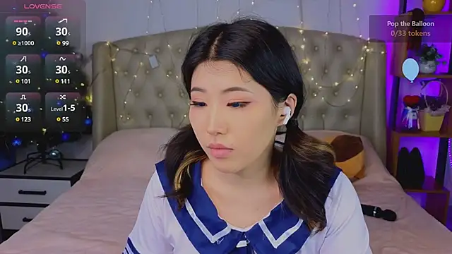 Snapshot of Wendy__Hills chatting on 12.15.24 Wendy Hills online show from 12.15.24