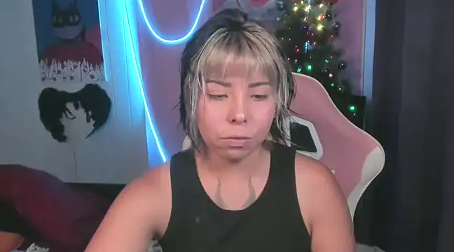 Snapshot of Diosagata chatting on 12.22.24 Diosagata online show from 12.22.24