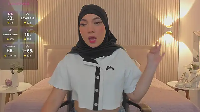 Snapshot of Sooffii_1 chatting on 01.25.25 Sooffii 1 online show from 01.25.25