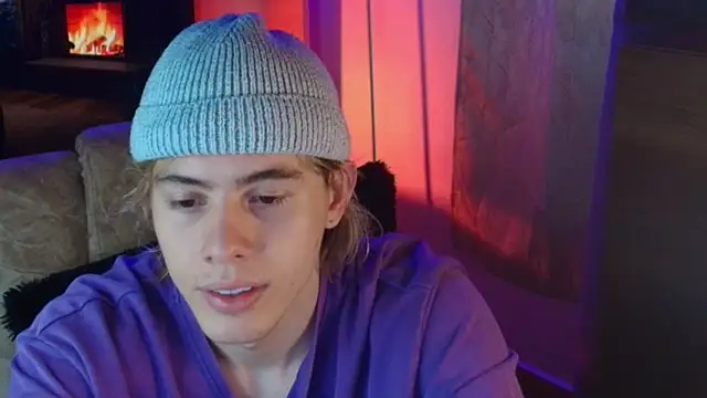 Snapshot of dimitri_tv chatting on 11.01.25 dimitri tv online show from 11.01.25